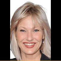Joey Lauren Adams
